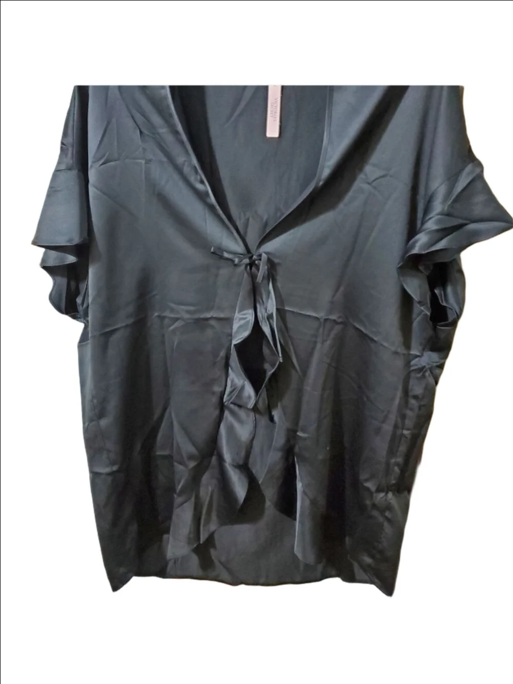 NWT Victoria's Secret Nlack Satin Robe, One Size‎